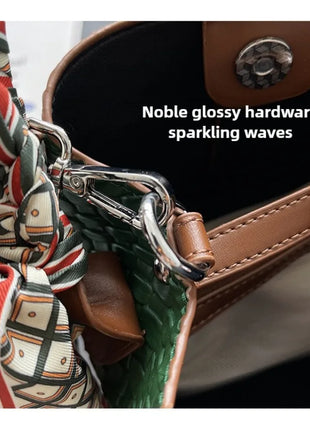 Bolso bandolera cilíndrico de piel sintética para mujer, bolso de hombro de mano de nuevo estilo a la moda, bolso tipo cubo para ir al trabajo de gran capacidad