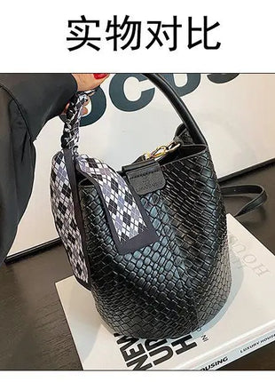 Bolso tipo cubo tejido a mano para mujer, Mini bolso tipo cubo con cadena, bandolera para mujer, bolso Hobo de verano