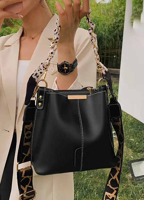 Nuevo bolso de hombro a la moda para mujer, bolso tipo cubo con cadena de cinta de gran capacidad, bolso cruzado para desplazamientos diarios