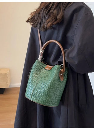 Bolso bandolera cilíndrico de piel sintética para mujer, bolso de hombro de mano de nuevo estilo a la moda, bolso tipo cubo para ir al trabajo de gran capacidad