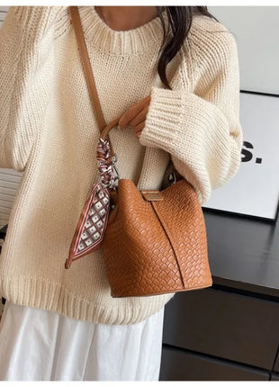 Bolso bandolera cilíndrico de piel sintética para mujer, bolso de hombro de mano de nuevo estilo a la moda, bolso tipo cubo para ir al trabajo de gran capacidad