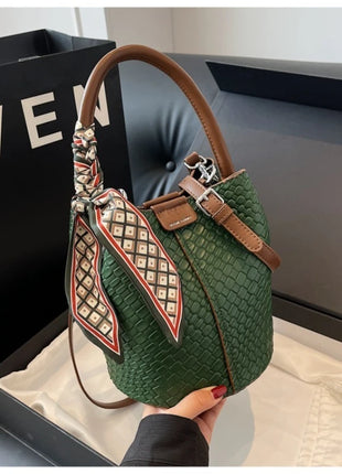 Bolso bandolera cilíndrico de piel sintética para mujer, bolso de hombro de mano de nuevo estilo a la moda, bolso tipo cubo para ir al trabajo de gran capacidad