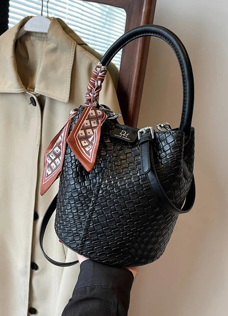 Bolso bandolera cilíndrico de piel sintética para mujer, bolso de hombro de mano de nuevo estilo a la moda, bolso tipo cubo para ir al trabajo de gran capacidad