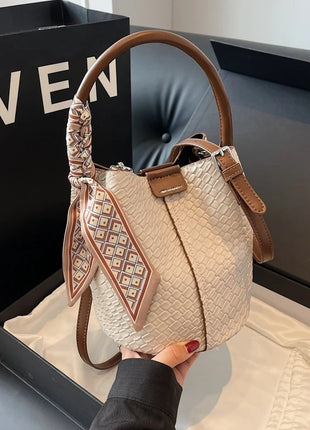 Bolso bandolera cilíndrico de piel sintética para mujer, bolso de hombro de mano de nuevo estilo a la moda, bolso tipo cubo para ir al trabajo de gran capacidad