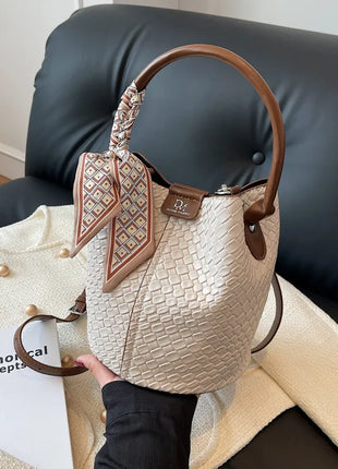 Bolso bandolera cilíndrico de piel sintética para mujer, bolso de hombro de mano de nuevo estilo a la moda, bolso tipo cubo para ir al trabajo de gran capacidad